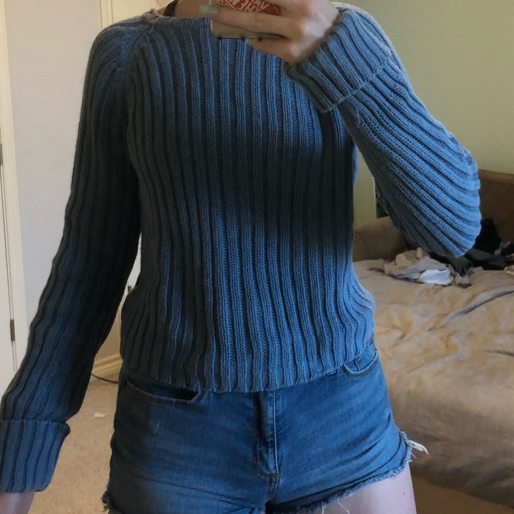 Blue cropped sweater